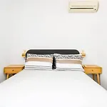 בית נופש 2 Apartments, 2 Parking - Sleeps 8 - Quiet