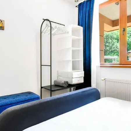 Feriehus 2 Apartments, 2 Parking - Sleeps 8 - Quiet Sofia